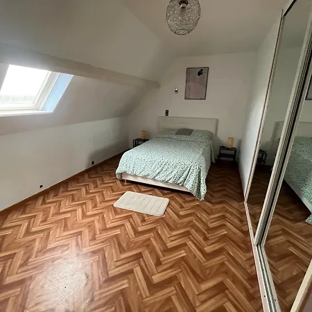 Les Quatre-vingt Prázdninový dům